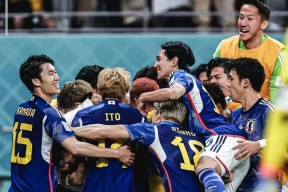 爱游戏中国-德国队引发争议！，Ning官方宣布重要助攻新规比赛高潮迭起(德国队球衣2024)